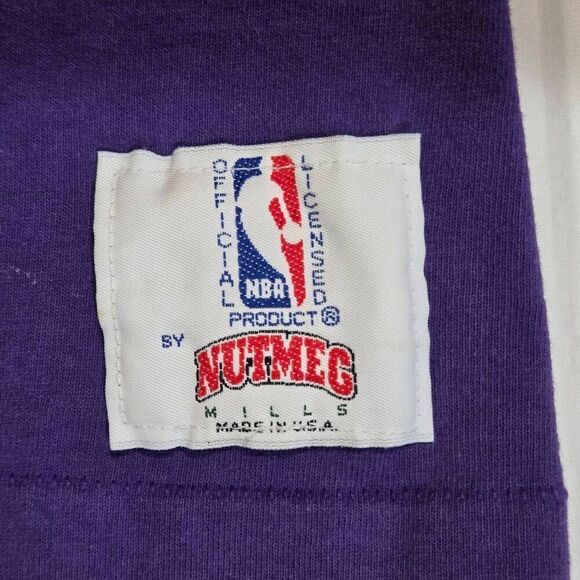 MAGIC JOHNSON LAKERS NUTMEG NBA SINGLE STICH MENS VINTAGE PURPLE T-SHIRT SIZE XL - Picture 5 of 7